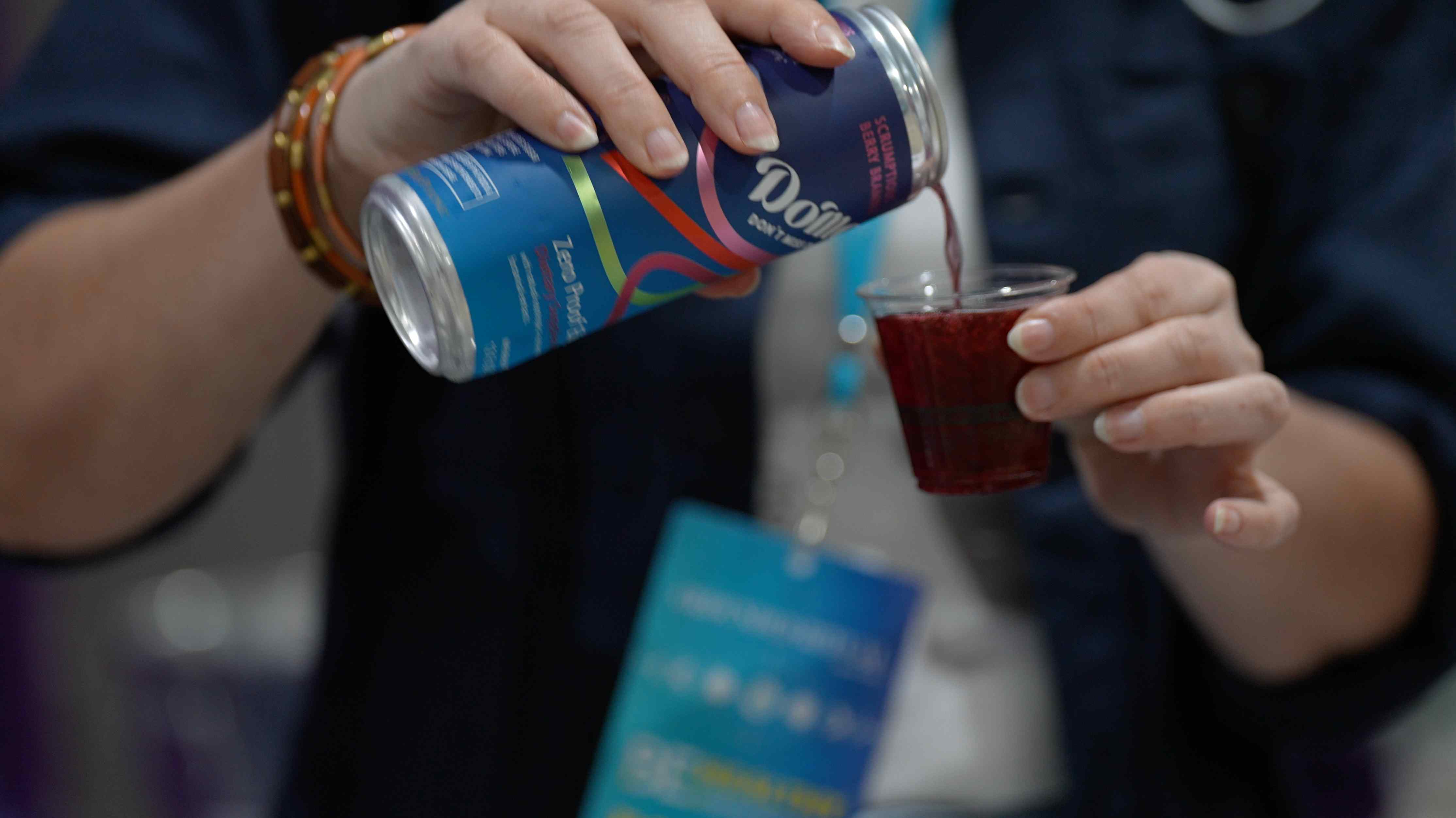 Do Mo beverage sampling at bioEDGE summit